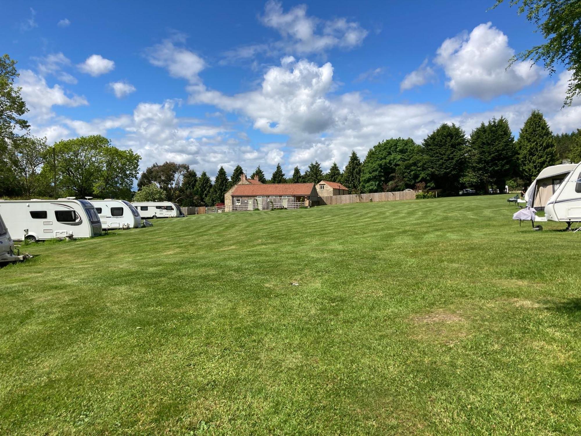 Hotel Bank Top Camping-North York Moors With Pitches For Caravans, Camper Vans And Tents Pickering Exterior foto