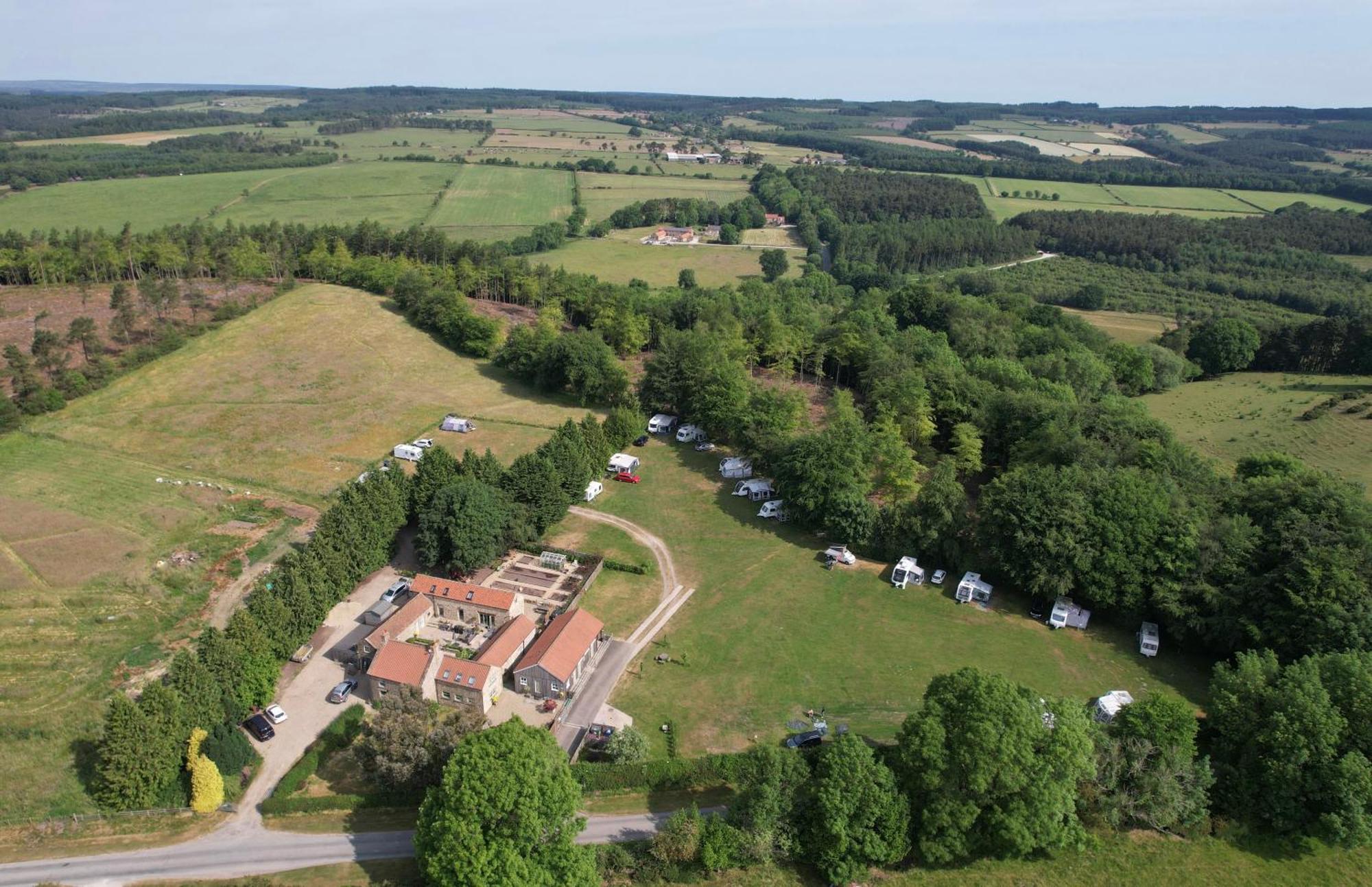 Hotel Bank Top Camping-North York Moors With Pitches For Caravans, Camper Vans And Tents Pickering Exterior foto